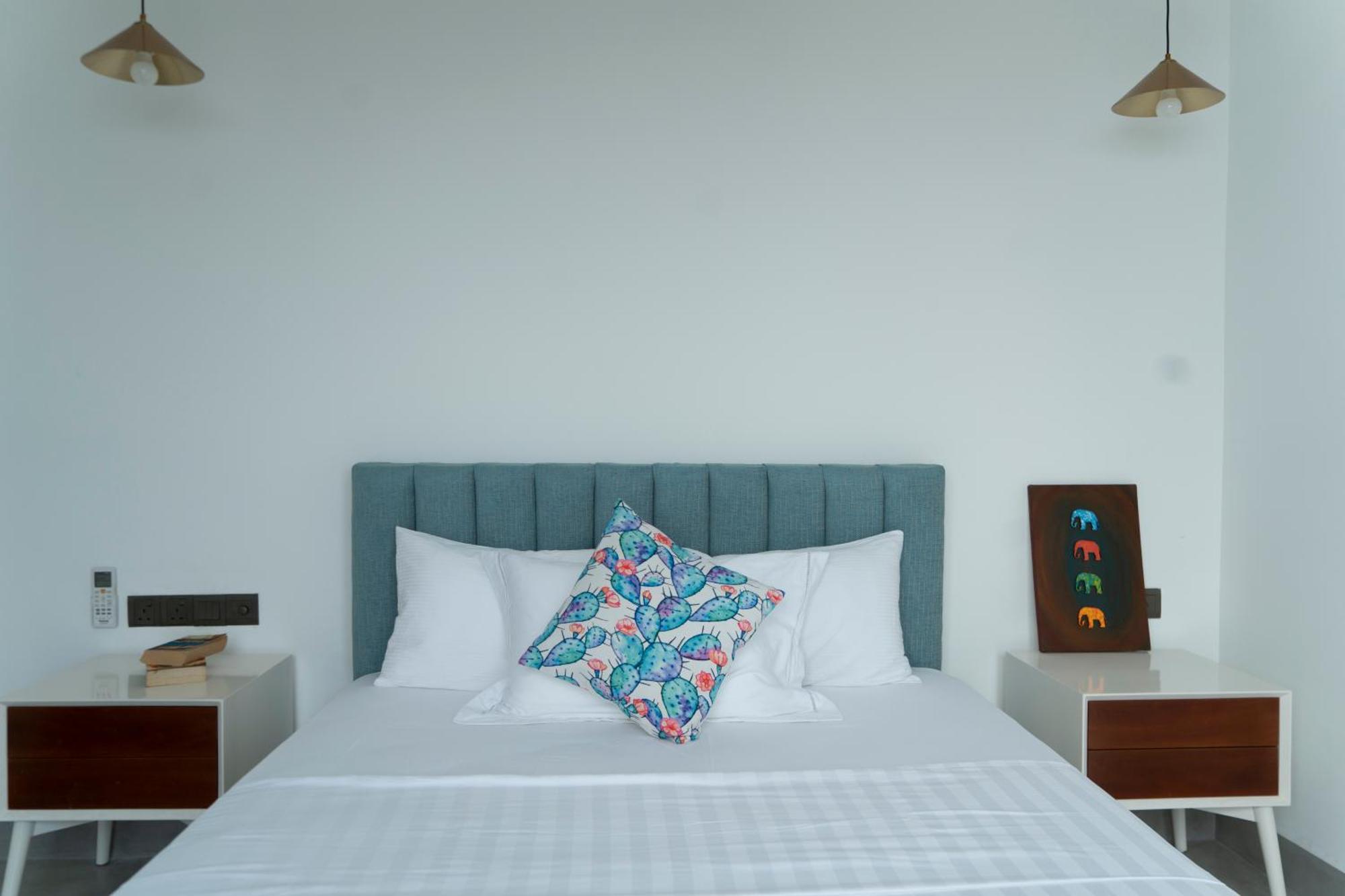Four Petals Inn コロンボ エクステリア 写真